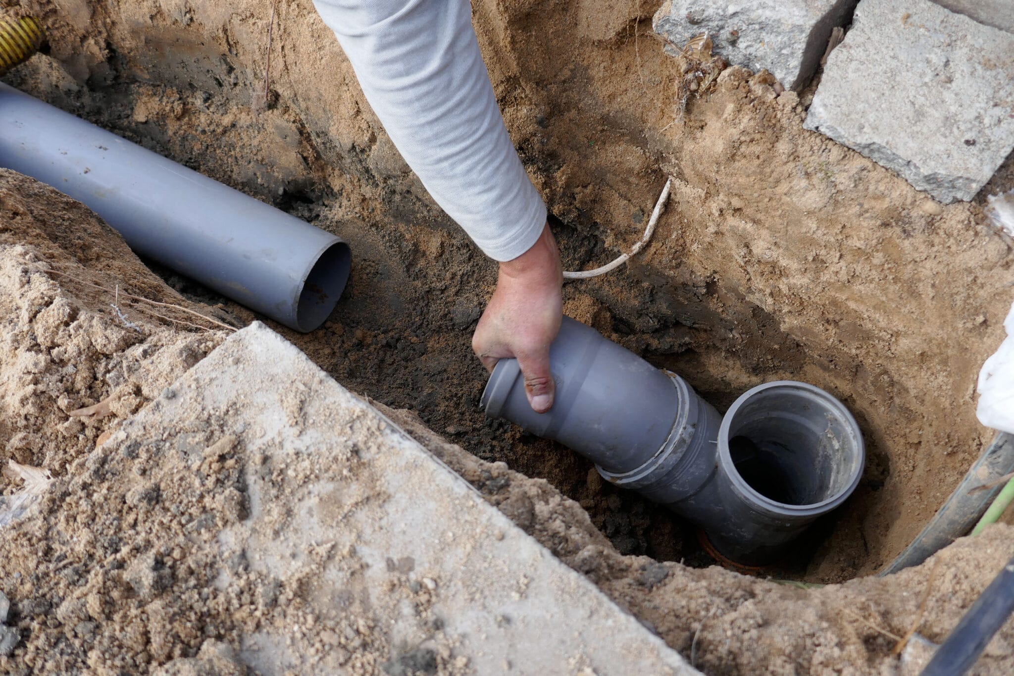 Trenchless sewer line replacement